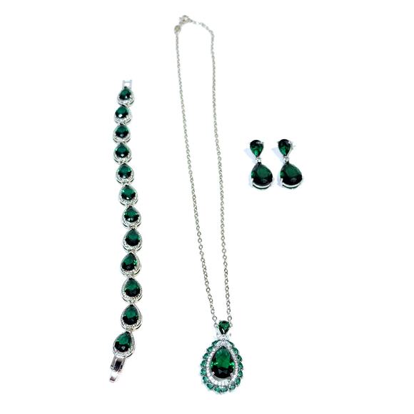 Unbranded Jewelry - Emerald Teardrop Pear Shape Necklace Pendant, Earrings, Bracelet Set, Plated